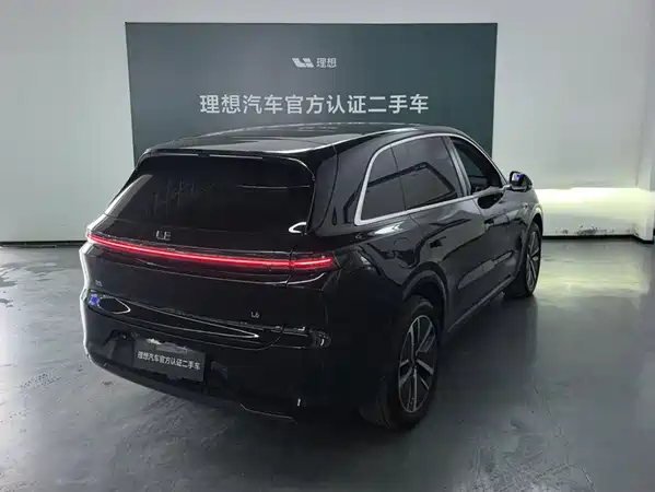 Li Auto L6 2024