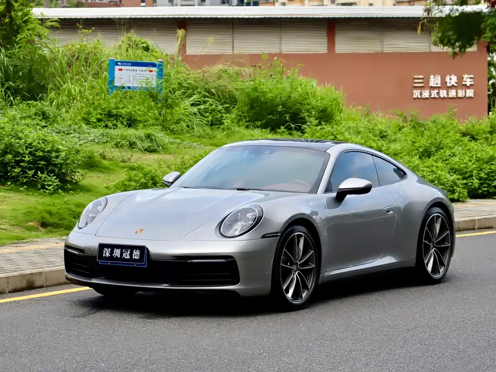 Porsche 911 2022