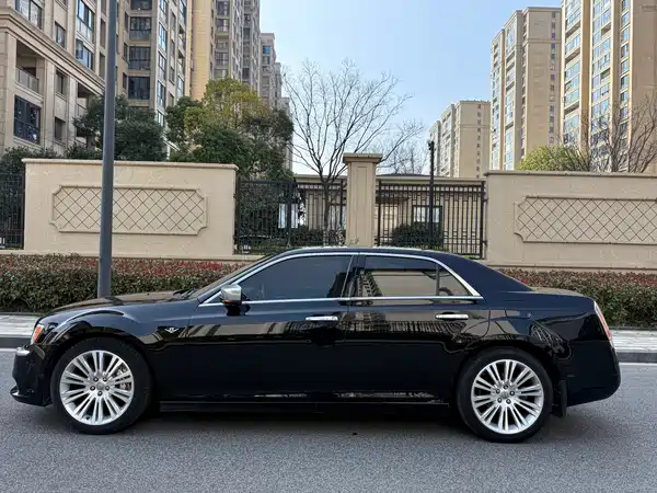 Chrysler 300C 2013