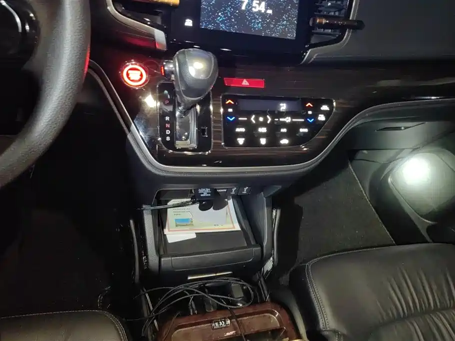 Honda Odyssey 2019 — фото 16