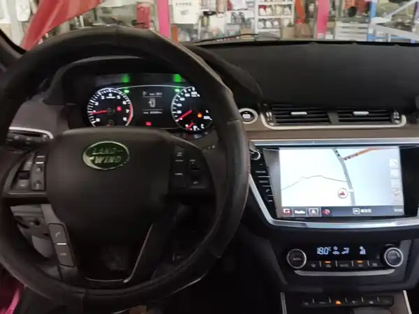 Landwind X7 2016