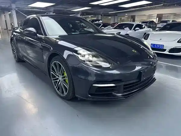 Porsche Panamera 2018