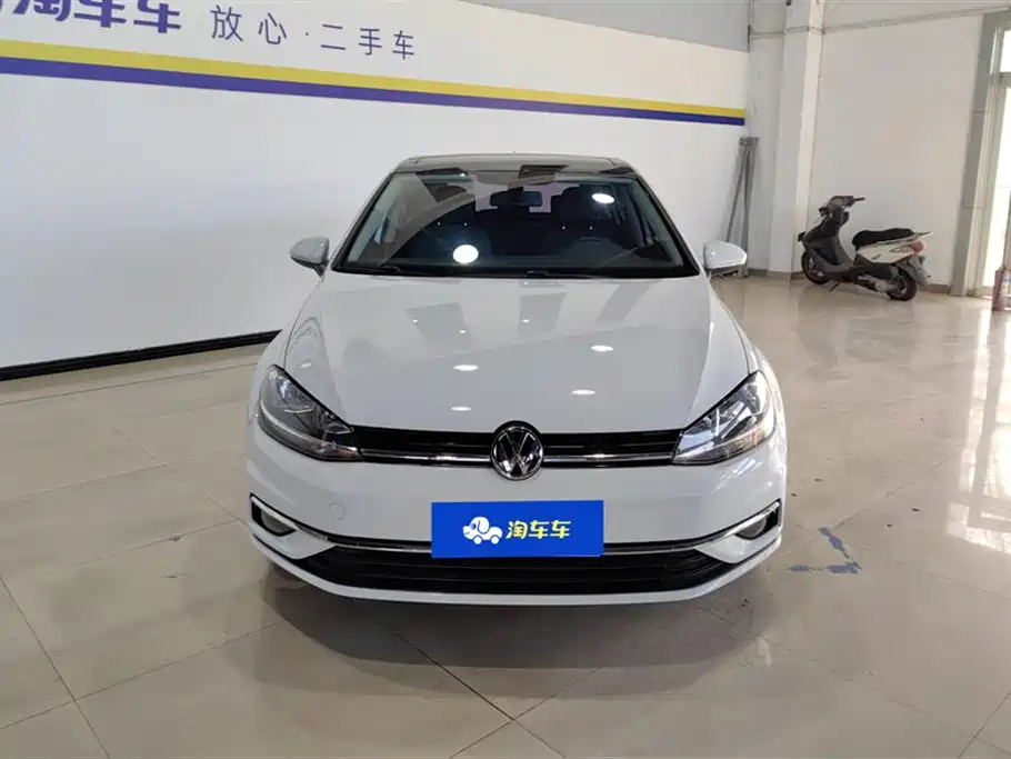 Volkswagen Golf 2020
