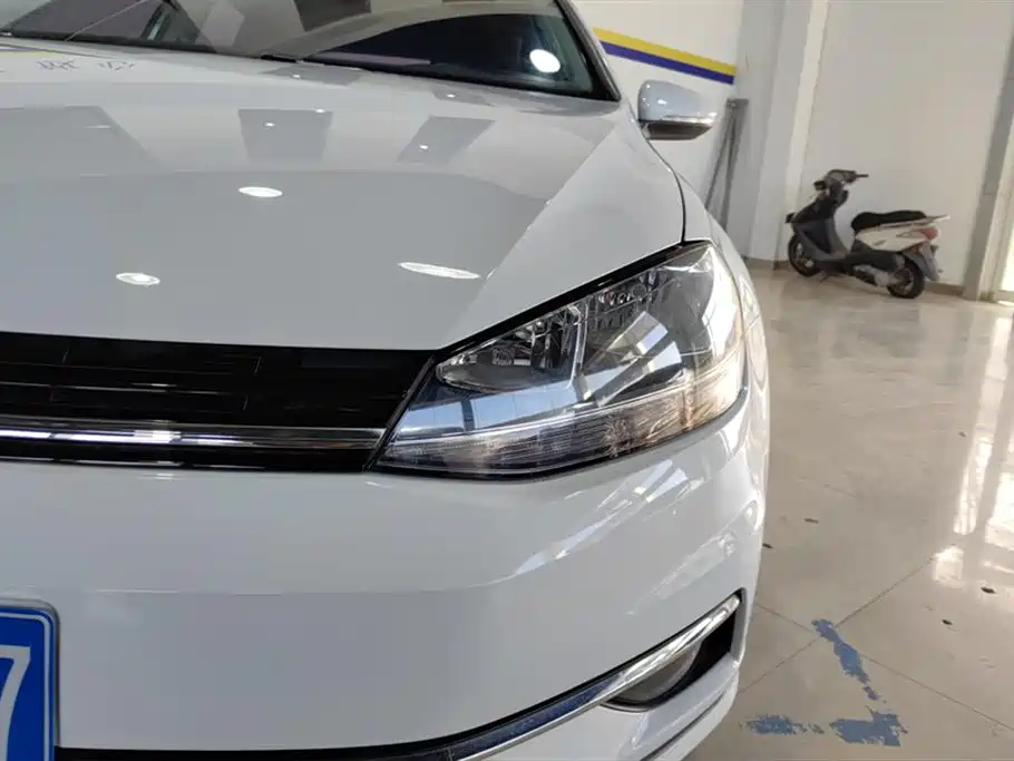 Volkswagen Golf 2020