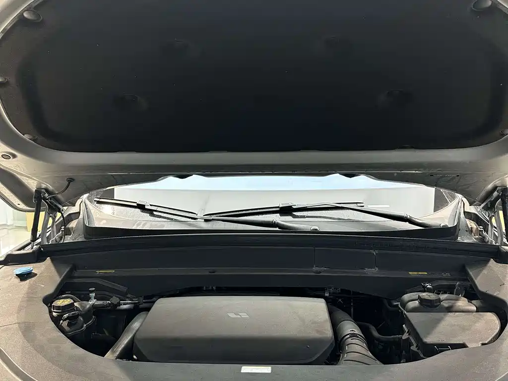 Li Auto Li L7 2024