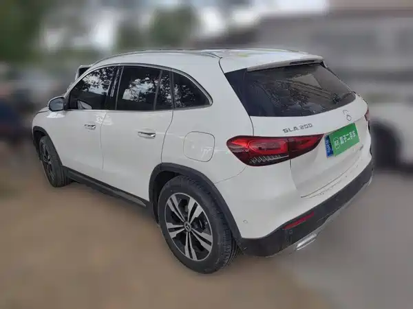 Mercedes-Benz GLA 2022