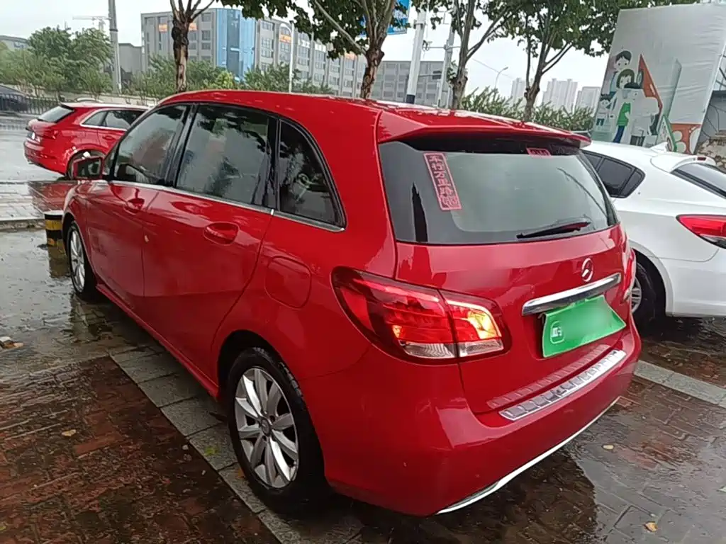 Mercedes-Benz B-Class 2016