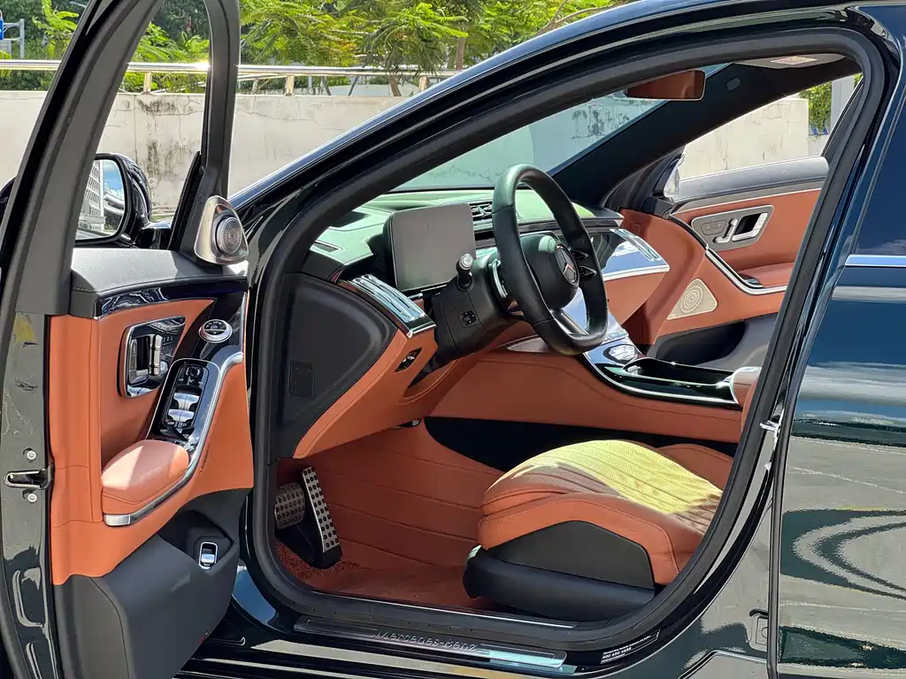 Mercedes-Benz S-Class 2021