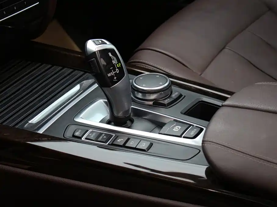 BMW X5 2016 — фото 15