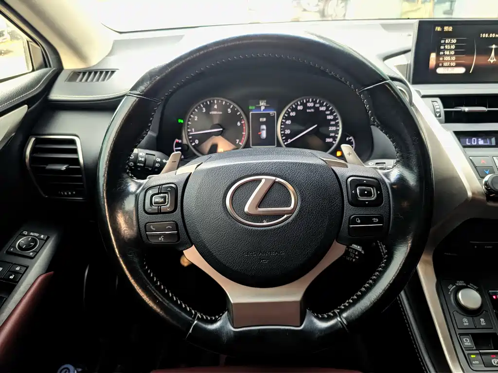 Lexus NX 2017 — фото 6