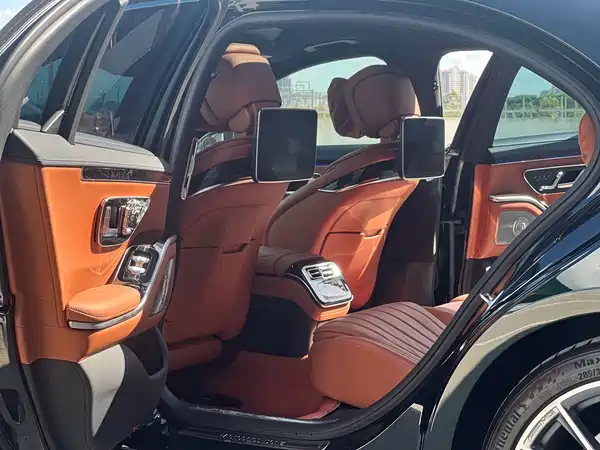 Mercedes-Benz S-Class 2021
