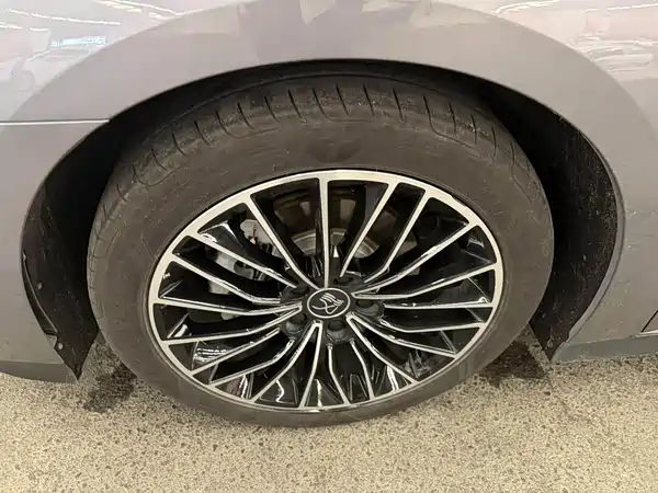 BYD Han 2024