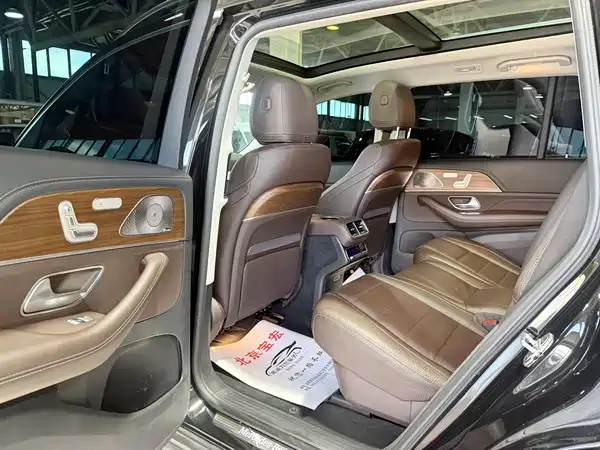 Mercedes-Benz GLS 2022