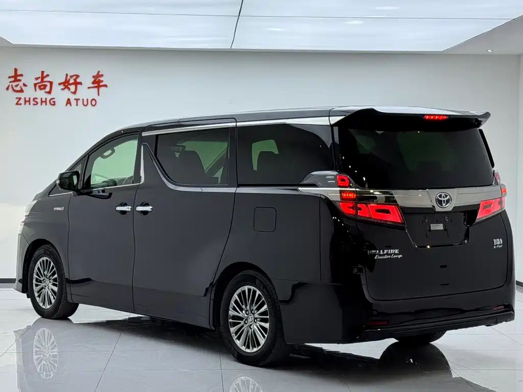 Toyota Vellfire 2020 — фото 13