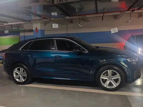Audi Q8 2020