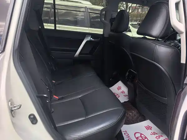 Toyota Prado 2016