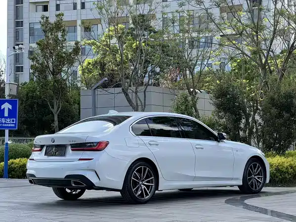 BMW 3 Series 2020