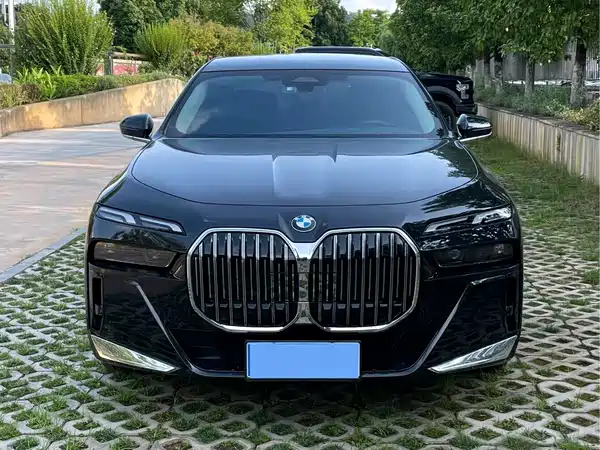 BMW 7 Series 2023