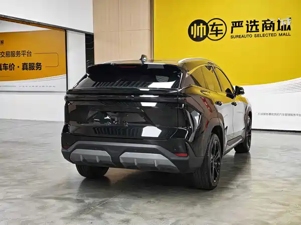 Geely Galaxy L7 2023