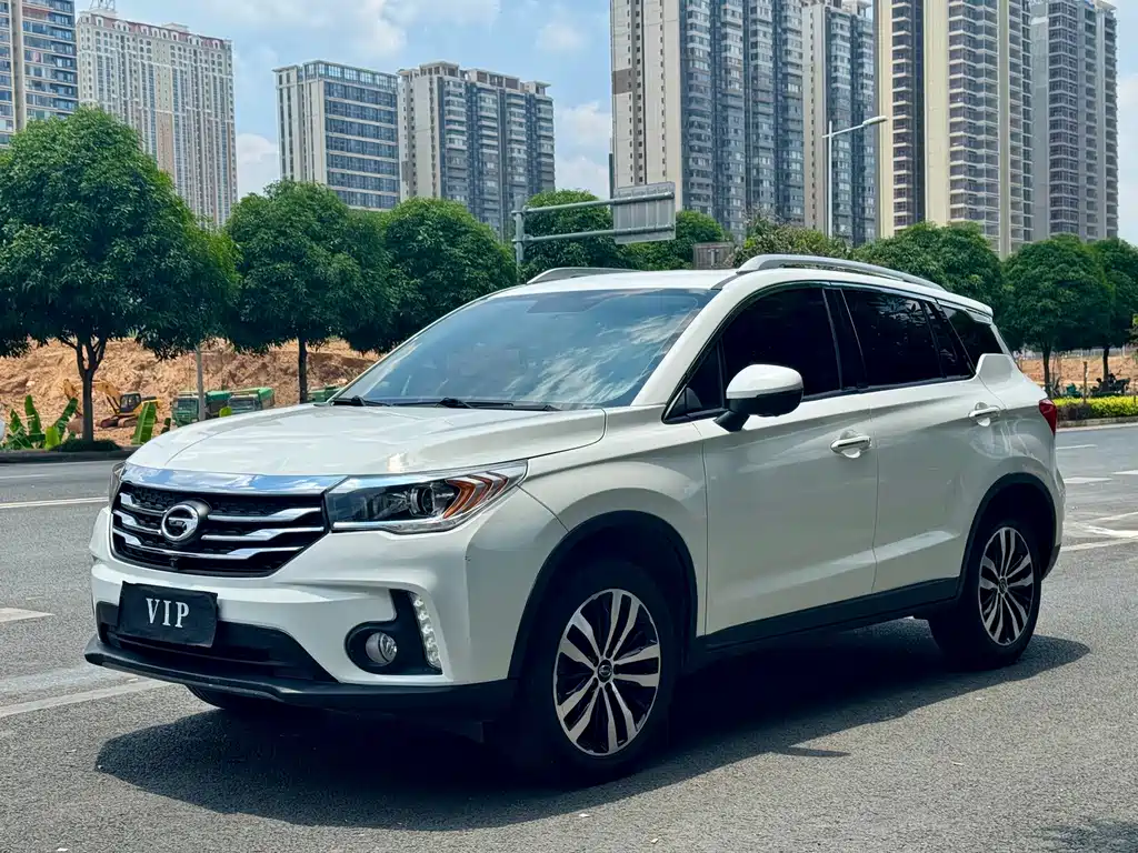 GAC Trumpchi GS4 2018 — фото 1