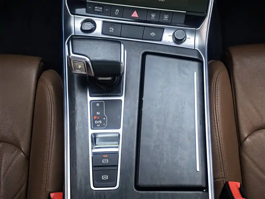 Audi A6L 2021 — фото 18