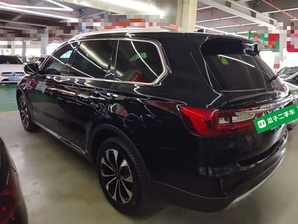 Hongqi HS7 2022