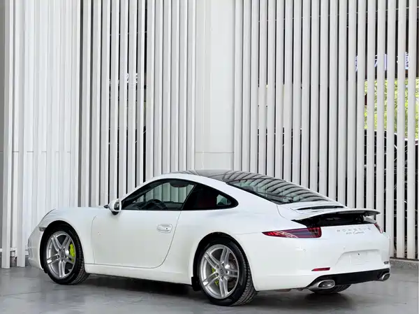Porsche 911 2015