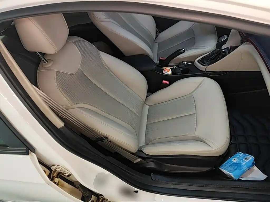 Buick Excelle GT 2016 — фото 25