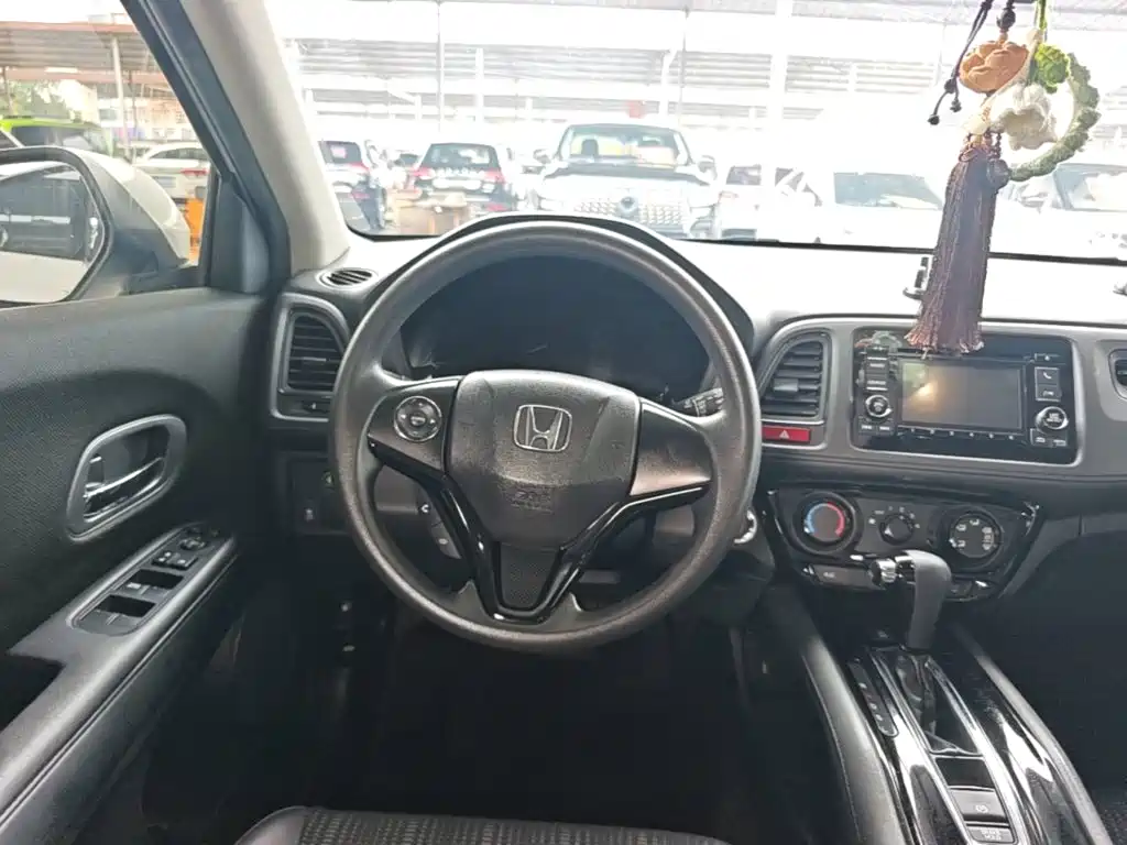 Honda Vezel 2017 — фото 11