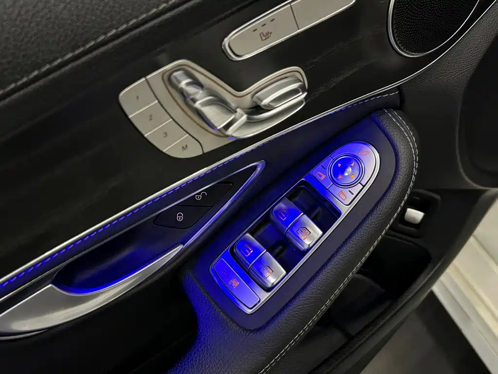 Mercedes-Benz C-Class 2020 — фото 25