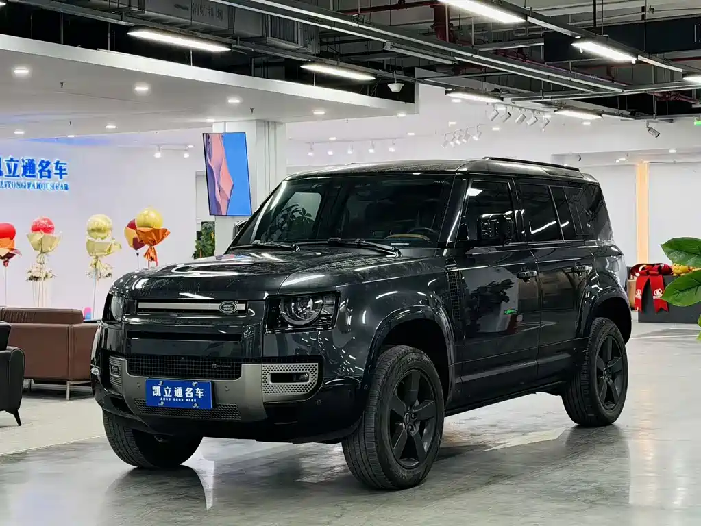 Land Rover Defender 2022 — фото 1