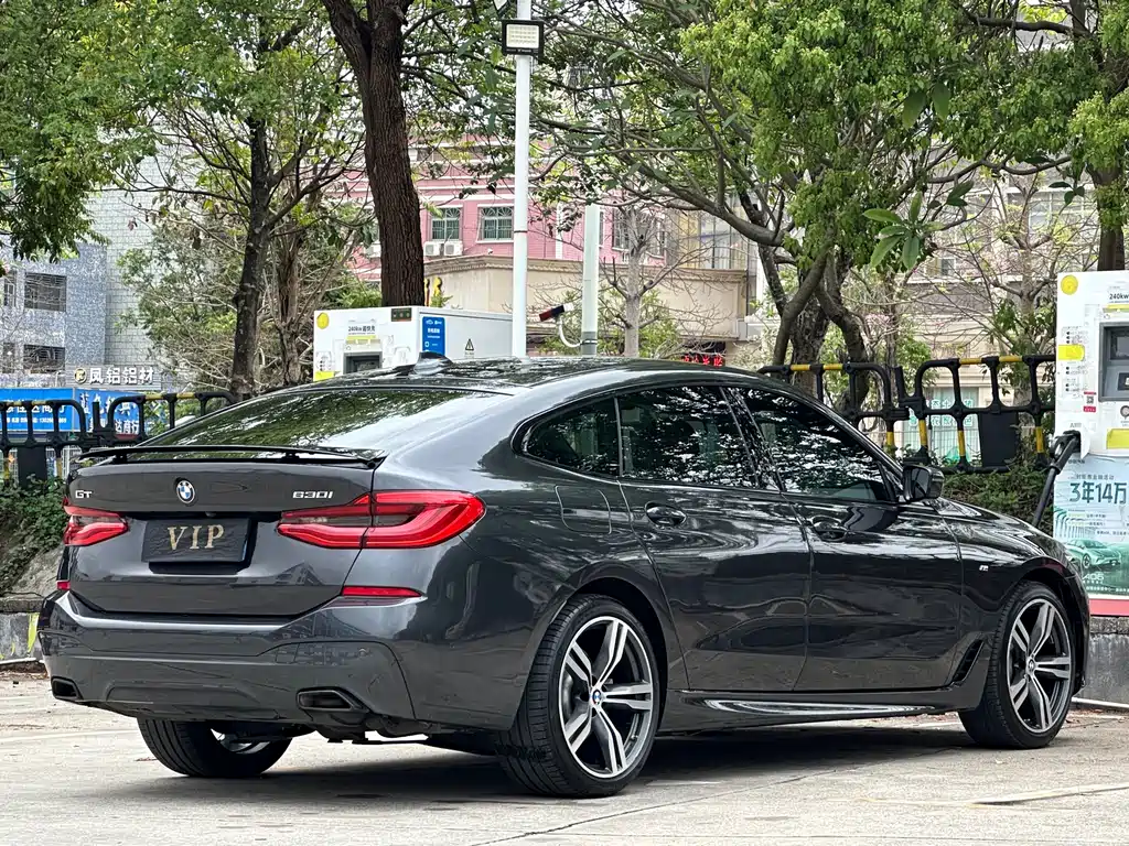 BMW 6 Series GT 2022 — фото 7