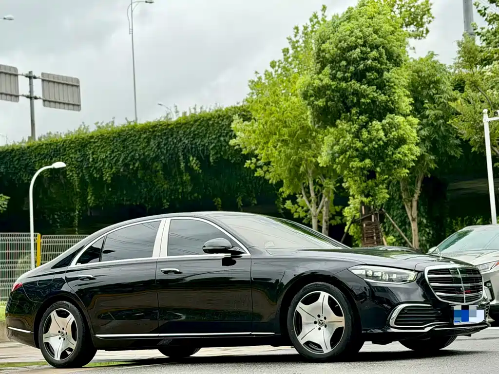 Mercedes-Benz S-Class 2025 — фото 3