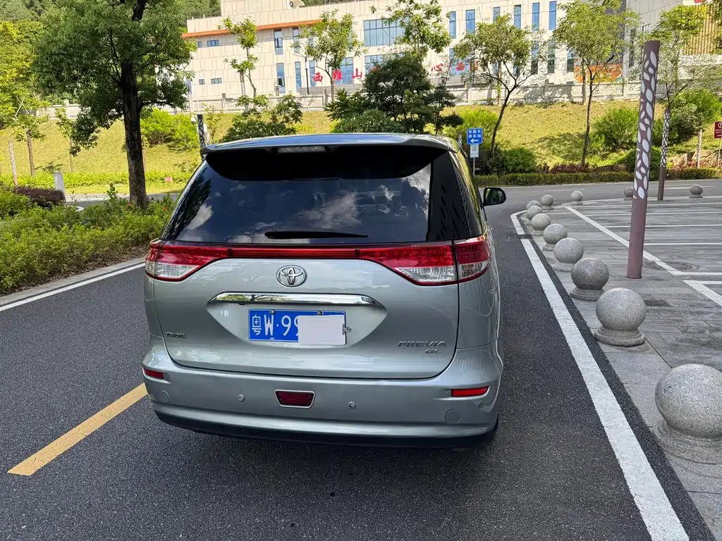 Toyota Previa 2009