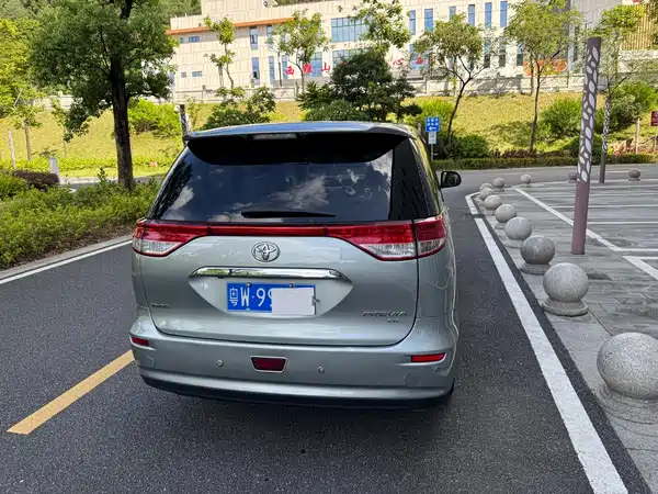 Toyota Previa 2009