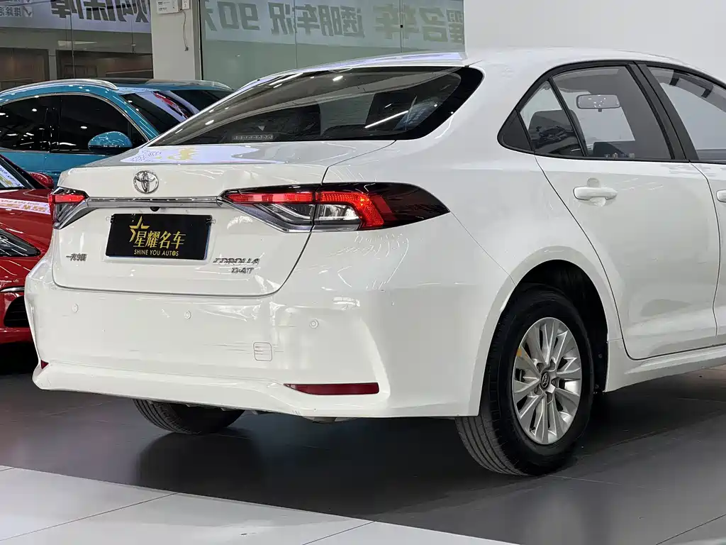 Toyota Corolla 2023 — фото 21