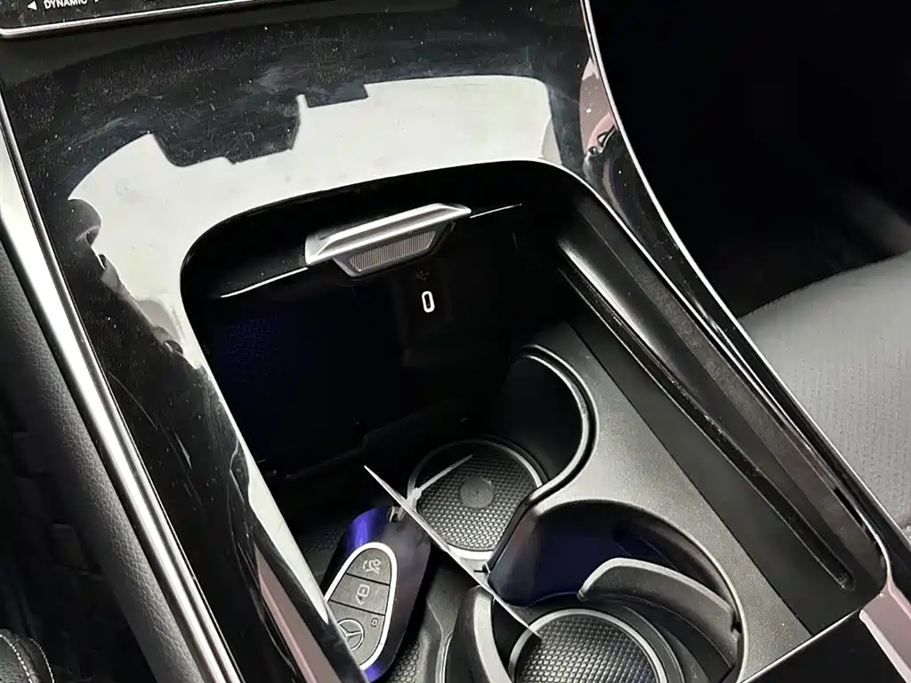 Mercedes-Benz GLC 2023 — фото 16