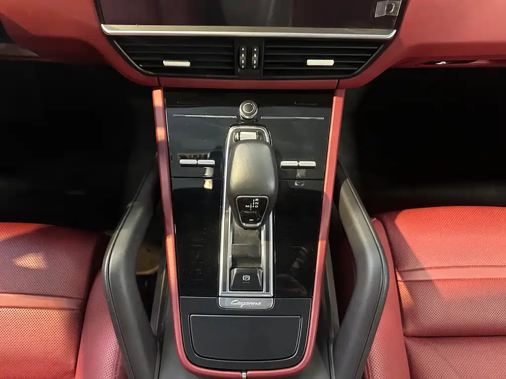 Porsche Cayenne Hybrid 2023 — фото 15