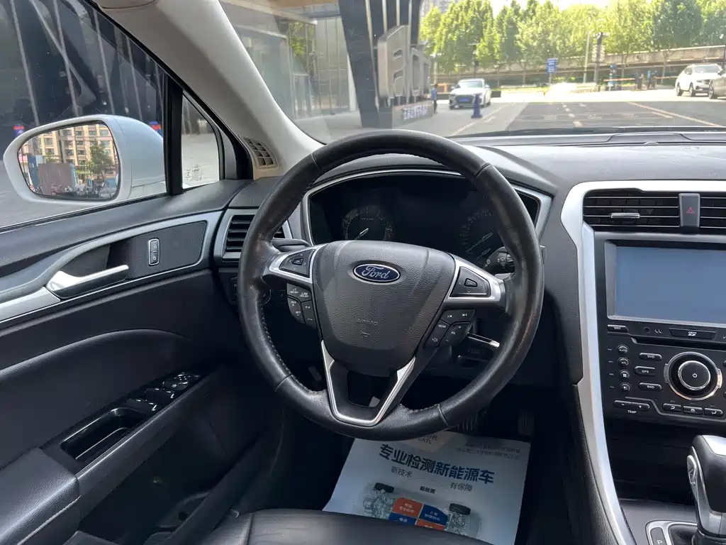 Ford Mondeo 2015 — фото 15