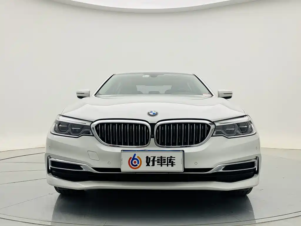 BMW 5 Series 2020 — фото 3