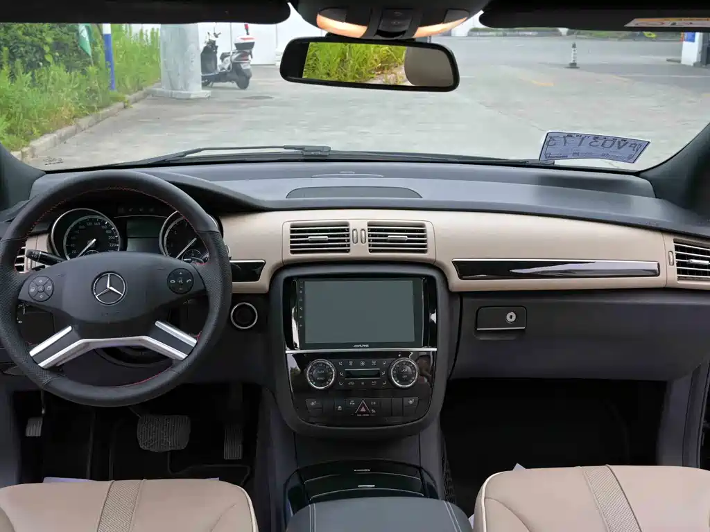 Mercedes-Benz R-Class 2015 — фото 9