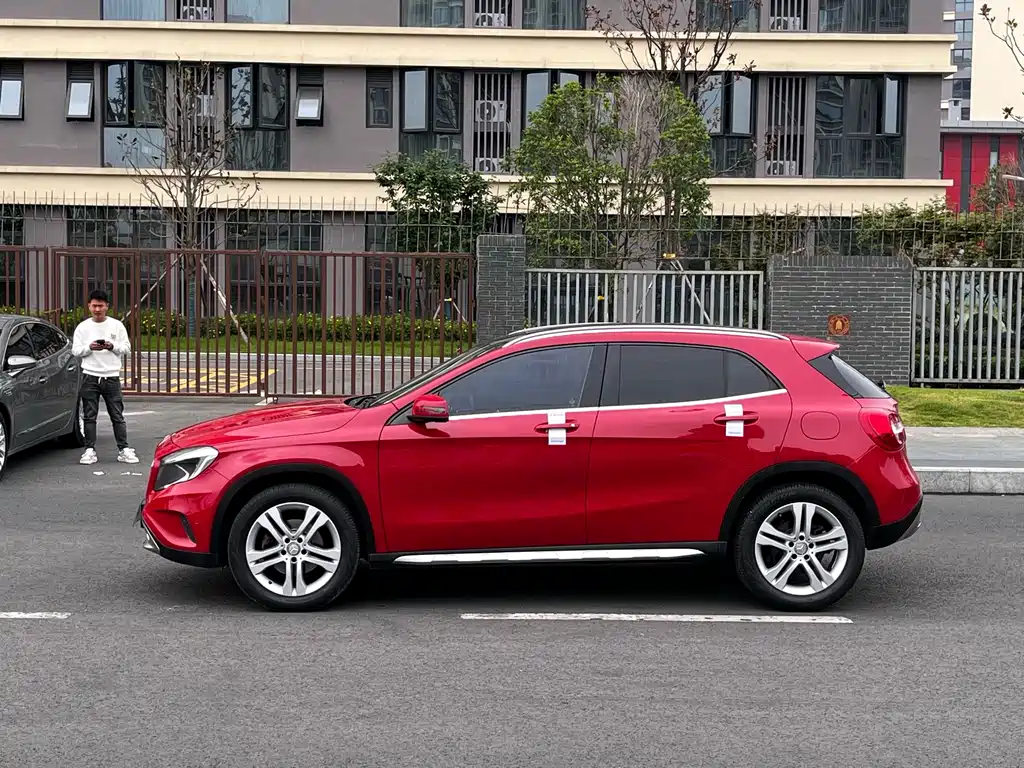 Mercedes-Benz GLA 2016 — фото 20