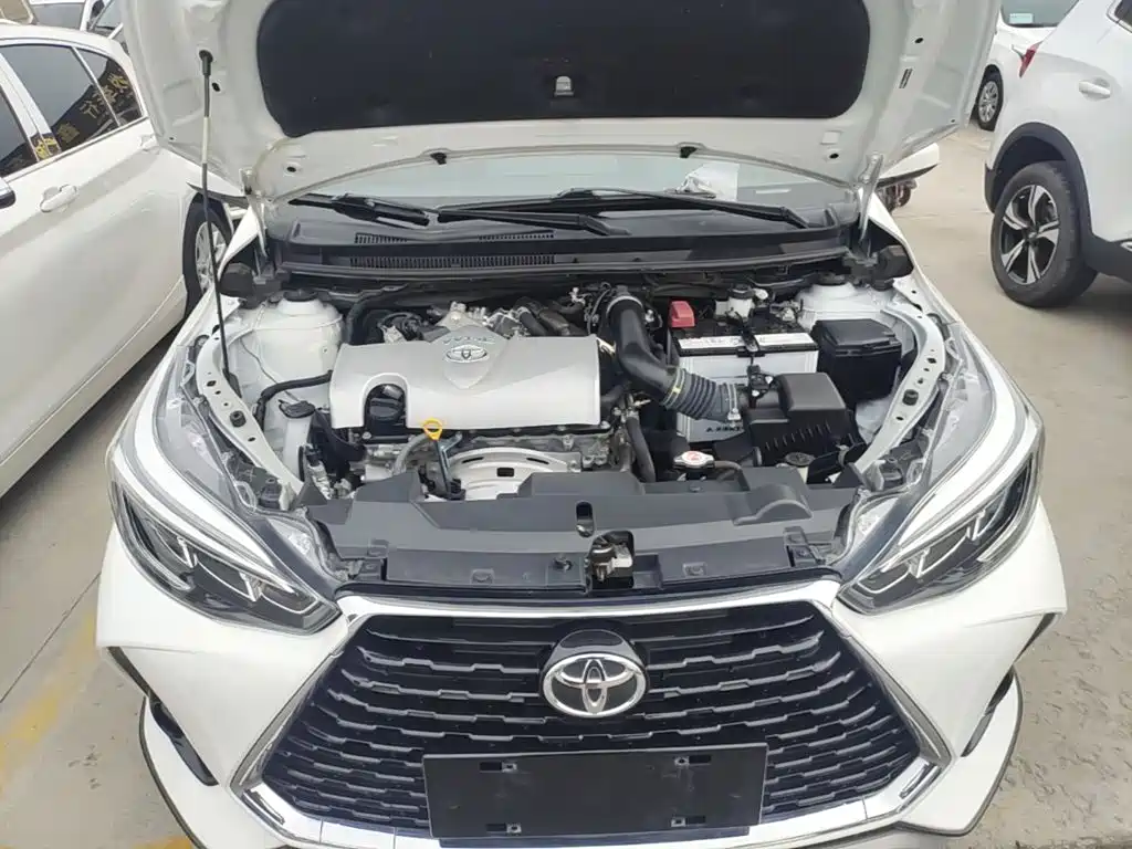 Toyota Yaris L 2021 — фото 20