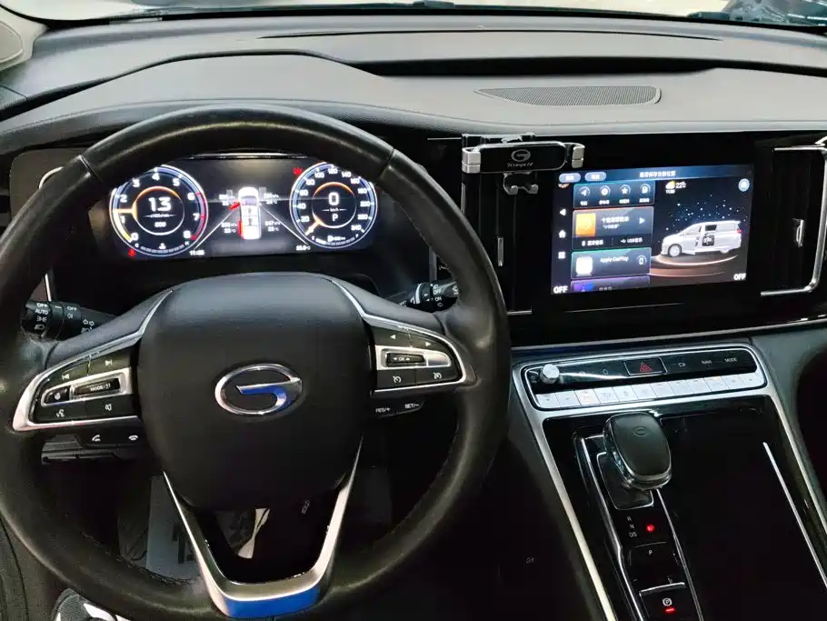 GAC Trumpchi M8 2022 — фото 12
