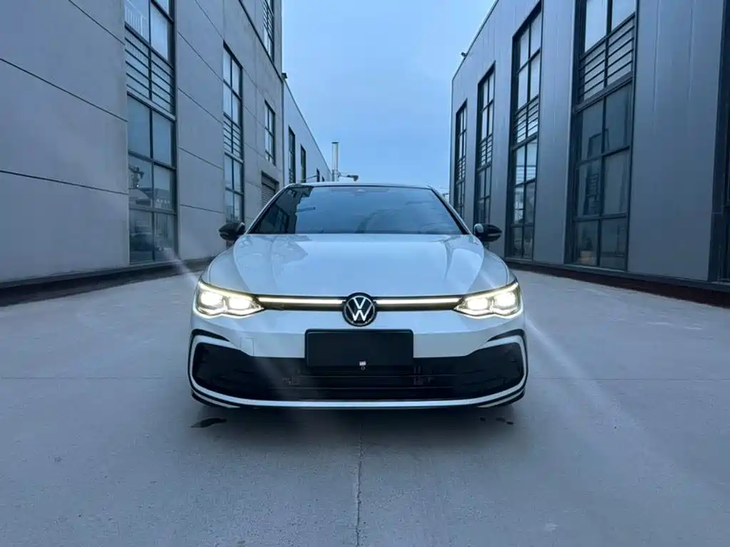 Volkswagen Golf 2022