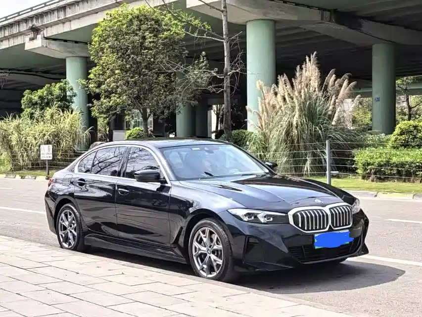 BMW i3 2024