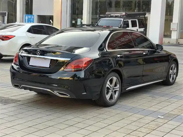 Mercedes-Benz C-Class 2021