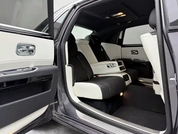 Rolls-Royce Ghost 2018