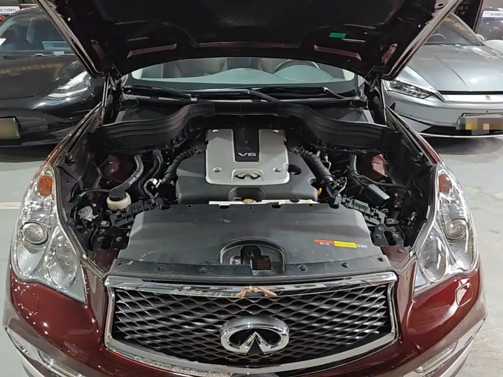 Infiniti QX50 2017 — фото 20