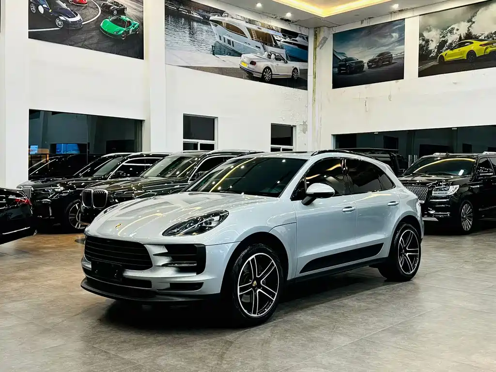 Porsche Macan 2020 — фото 1